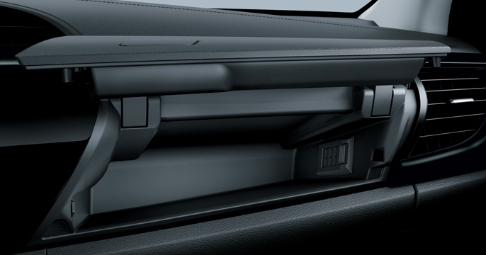 Hộp để đồ hàng ghế sau